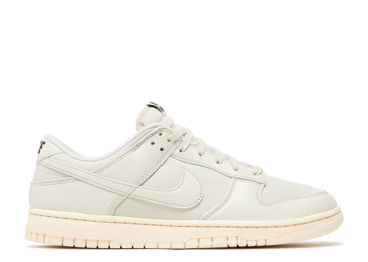 Dunk Low Premium 'Light Orewood Brown'