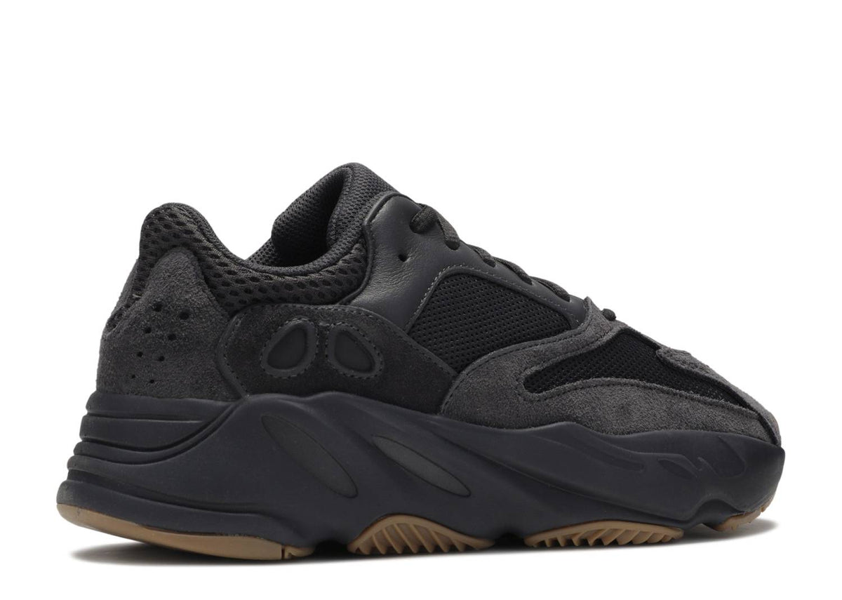 Davenzarry | Yeezy Boost 700 'Utility Black' | View 3
