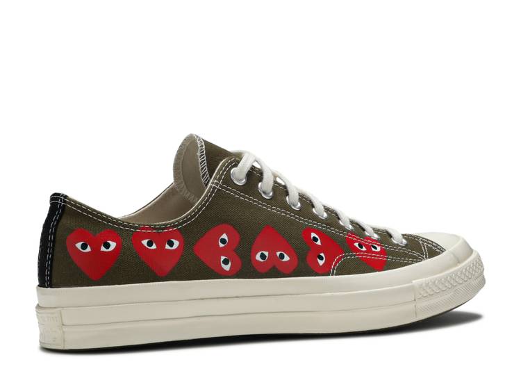Davenzarry | Comme Des Garçons Play x Chuck 70 Low Top 'Multi Heart' | View 3