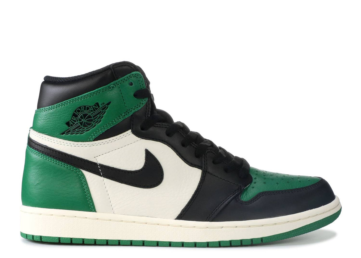 Davenzarry | Air Jordan 1 Retro High OG 'Pine Green' | View 1