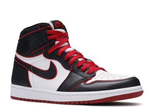 Davenzarry | Air Jordan 1 High Retro OG 'Bloodline' | View 2