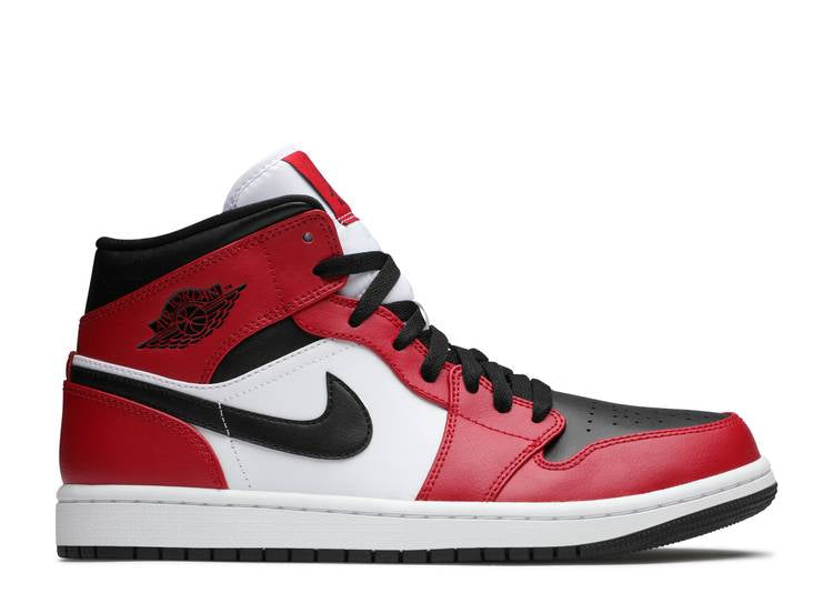 Davenzarry - Air Jordan 1 Mid 'Chicago Black Toe' - Image 1