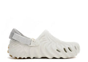 Davenzarry | Salehe Bembury x Crocs Pollex Clog 'Stratus' | View 1